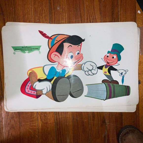 Set of 4 Vintage 1961 Assorted Laminated Disney Placemats Mickey Mouse - Picture 2 of 4